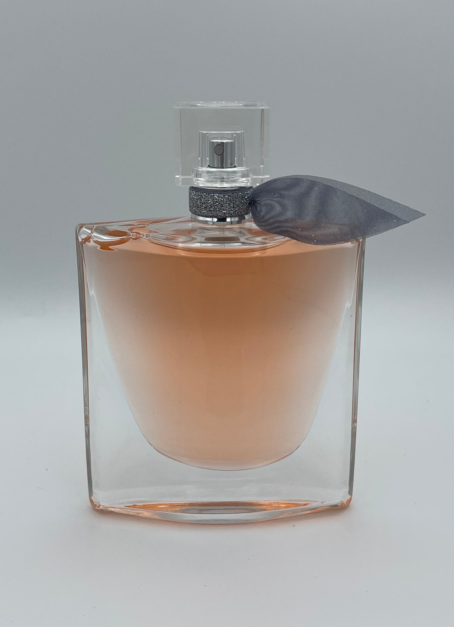 Lancôme La vie est belle L'eau de Parfum Spray, 3.4 fl. oz.